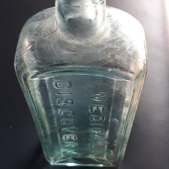 1854 Medical Discovery Bottle - Picture 7 of 8